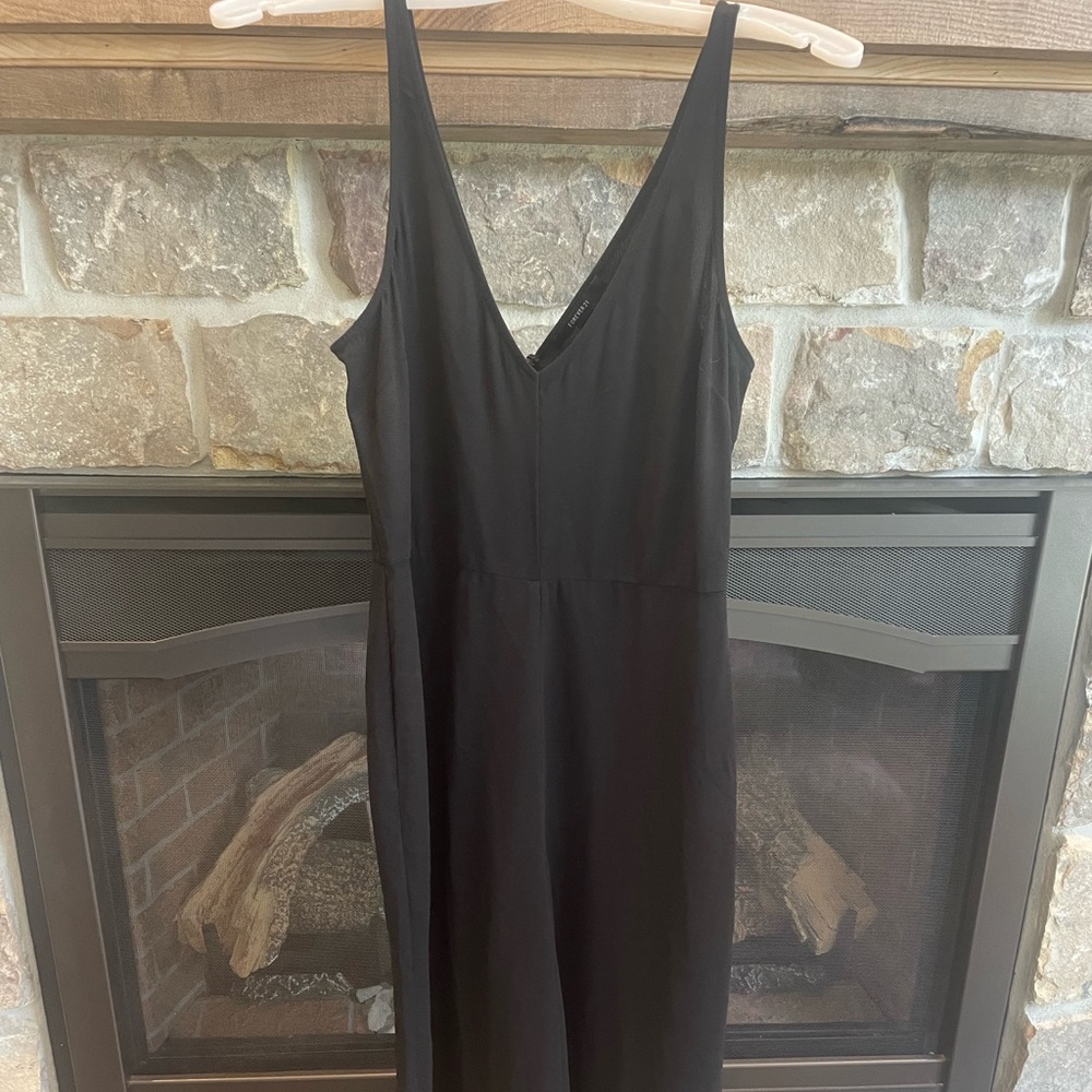 Forever 21 Black Size Medium Wide Leg Cropped Jumpsuit